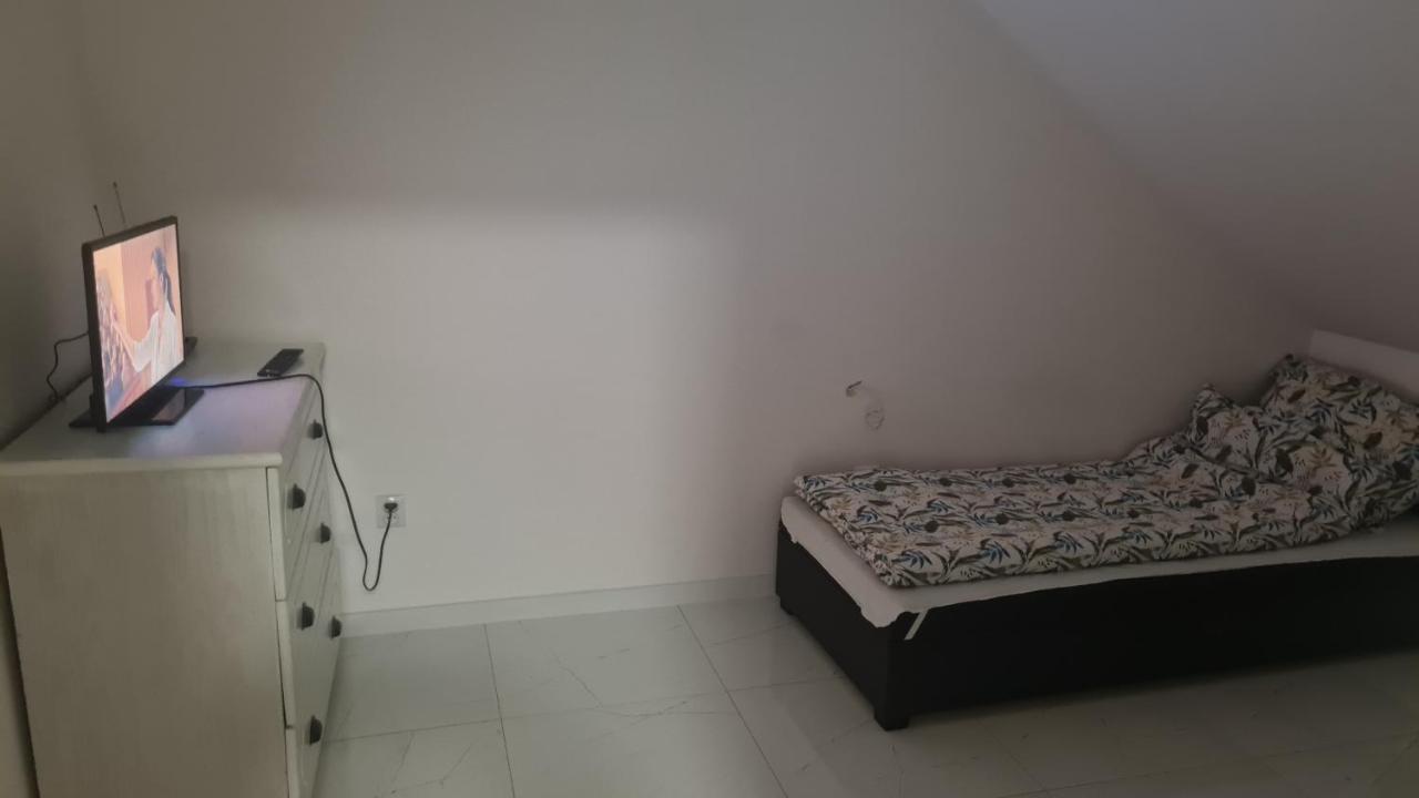 Naworol 5 Appartamento Stettino Esterno foto